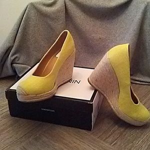 Nine West NW7SkipnJump